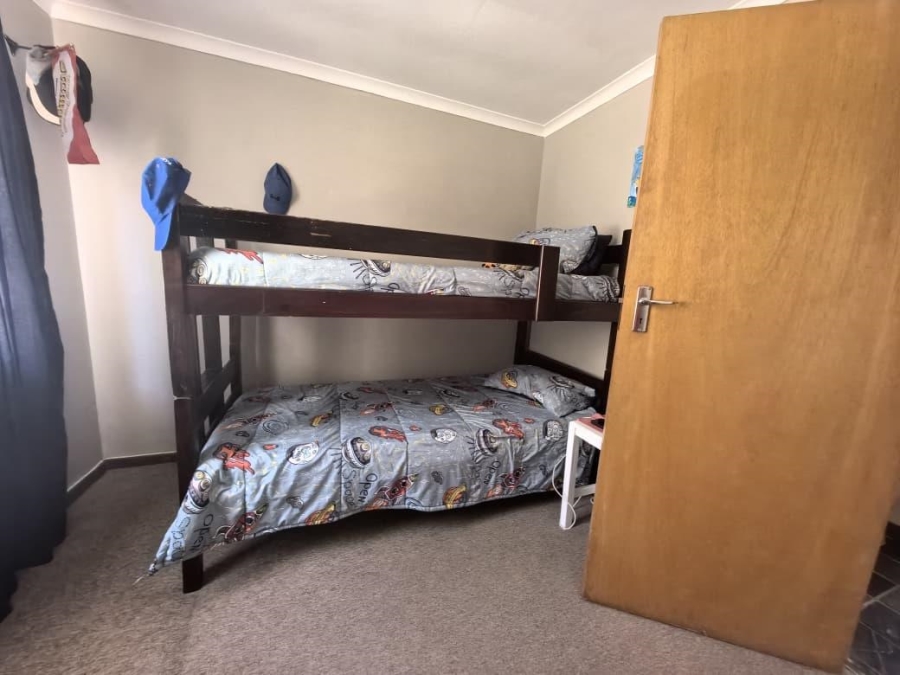 3 Bedroom Property for Sale in Fraaiuitsig Western Cape
